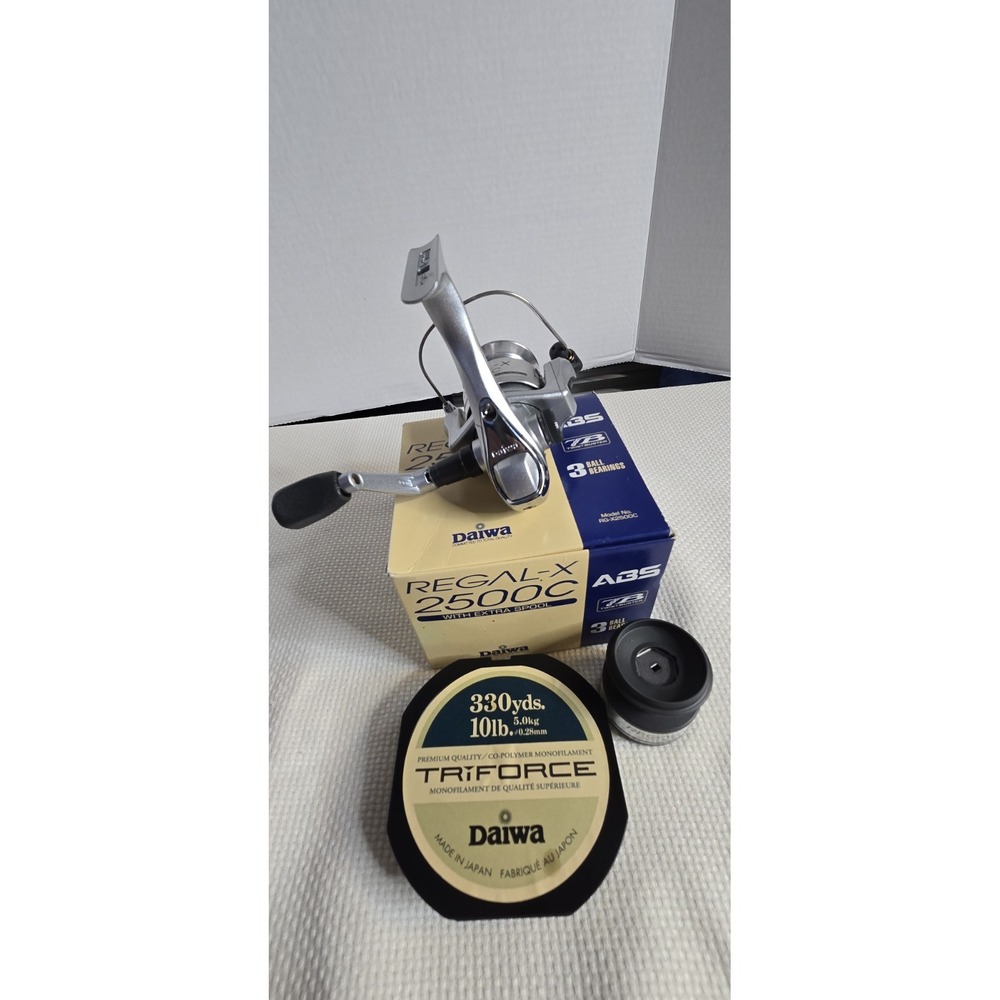 Daiwa Regal-X 2500C Spinning Reel 3 Ball‎ Bearings, ABS, Twist Buster - Complete